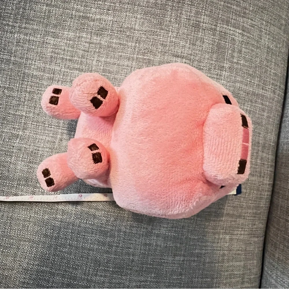 MINECRAFT Pig Pink and White Stuffed Animal